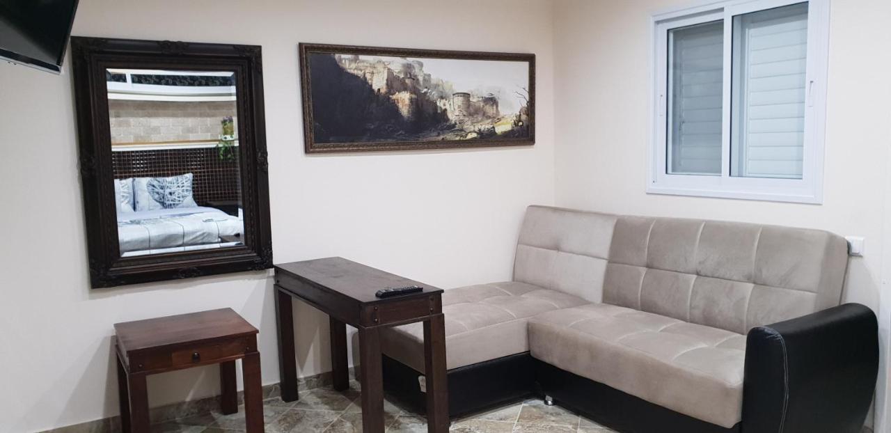 Shahal Apartments Beersheba ภายนอก รูปภาพ